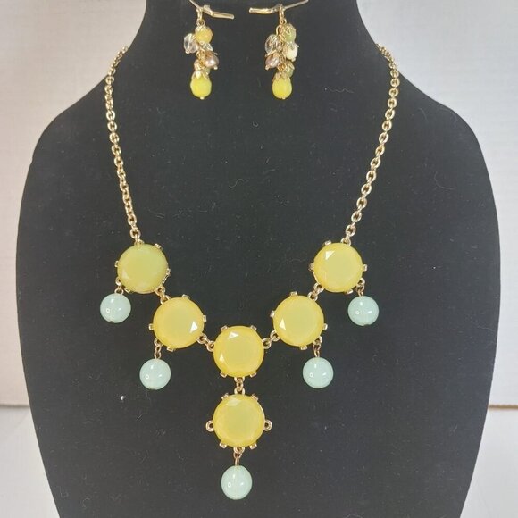 Jewelry Set / Green and Blue Statement Necklace and Earrings - Picture 4 of 7
